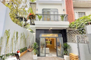 🎉💯🏡  VILLA MINI – DIỆN TÍCH ĐẤT 102M2 – GẦN EMART 2 – NGANG HƠN 6M BỀ THẾ – TƯƠNG LAI NHÀ 2 MẶT TIỀN – TẶNG FULL NỘI THẤT CAO CẤP🥰🍀💐